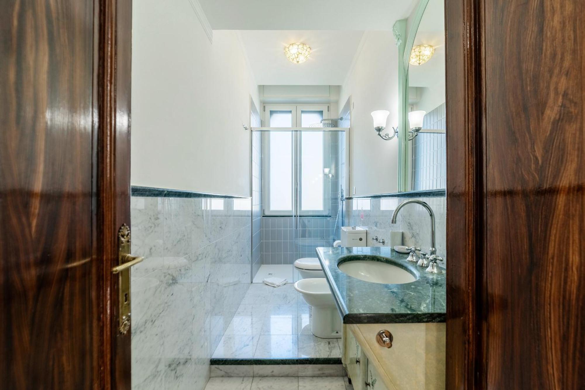 Casa Bella 16 - 8 Min To Metro, 15 Min To Lin Airport, University Area Milánó Kültér fotó