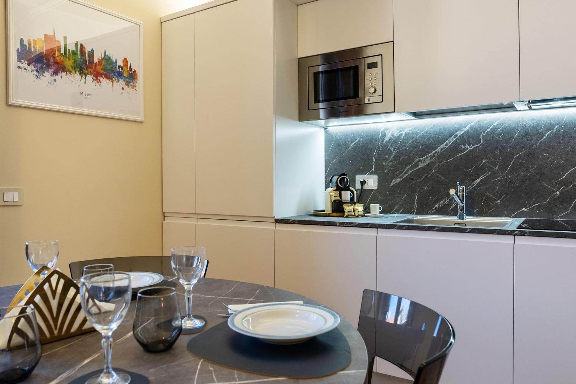 Casa Bella 16 - 8 Min To Metro, 15 Min To Lin Airport, University Area Milánó Kültér fotó